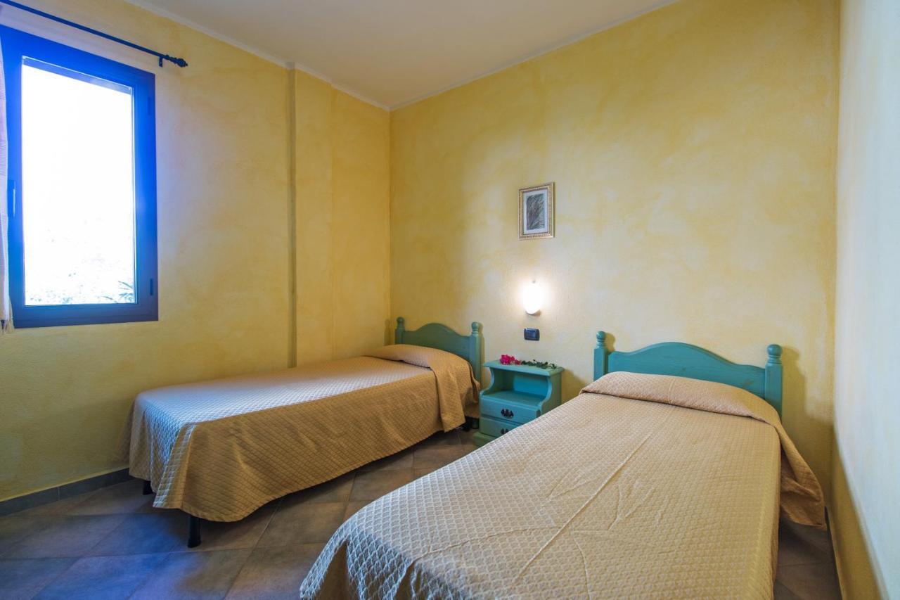 Residenza Gli Ontani Hotel Orosei Bagian luar foto