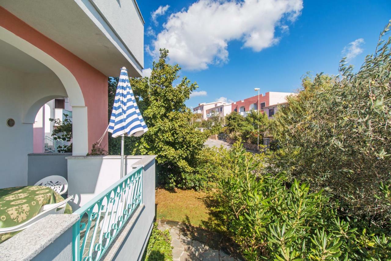 Residenza Gli Ontani Hotel Orosei Bagian luar foto